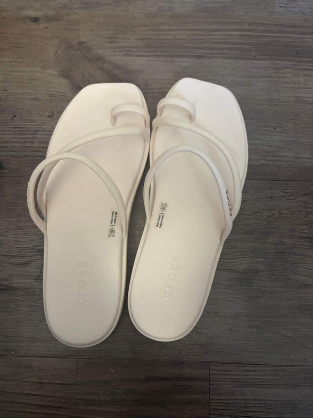 CROCS Women's light pink color Dual-Strap Toe-Loop Sandals
